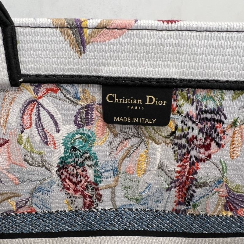 chr1st1an D10r shopping bags